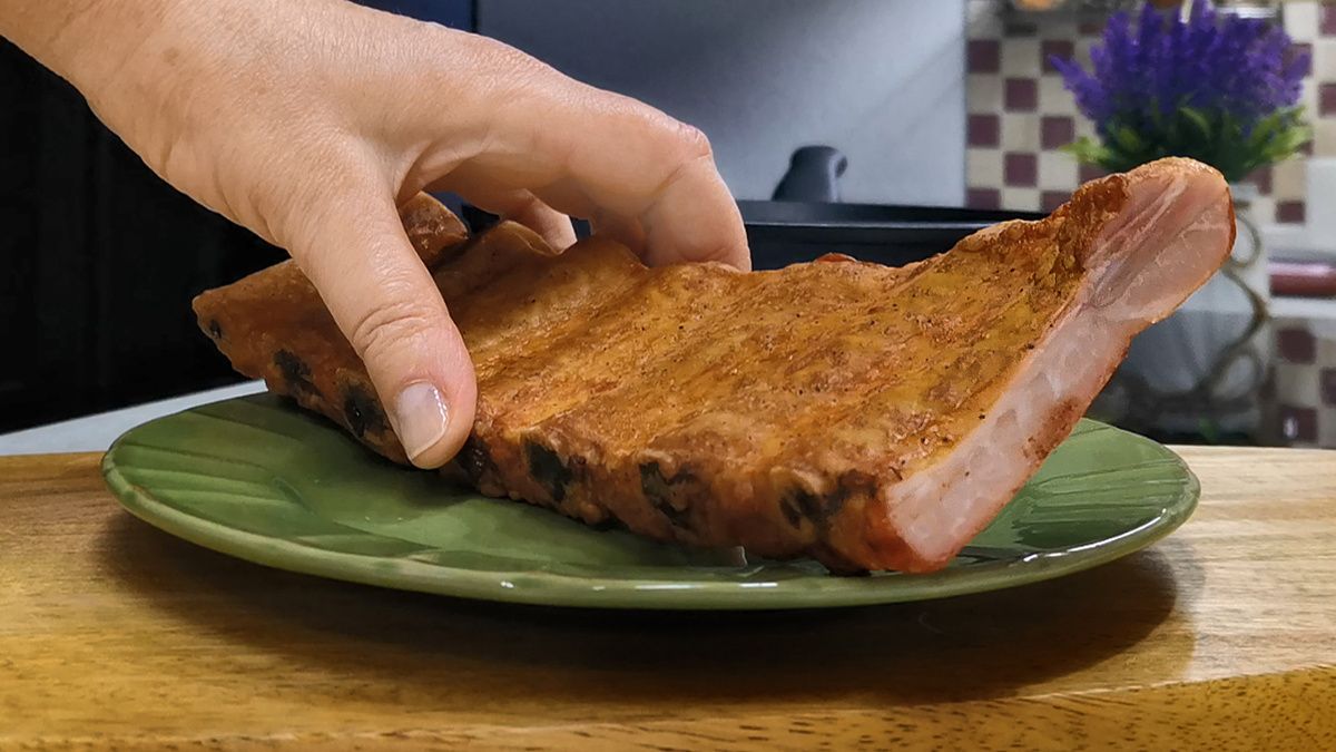 Вкусные копченые ребрышки: легкий рецепт для быстрого ужина