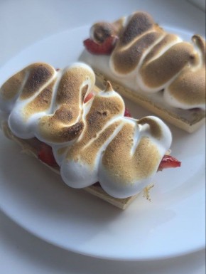 Десерт на скорости света: как приготовить кофе и зависть в одном стаканчике