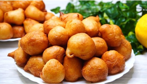 Легкие хахаряшки на кефире: простое лакомство за 15 минут