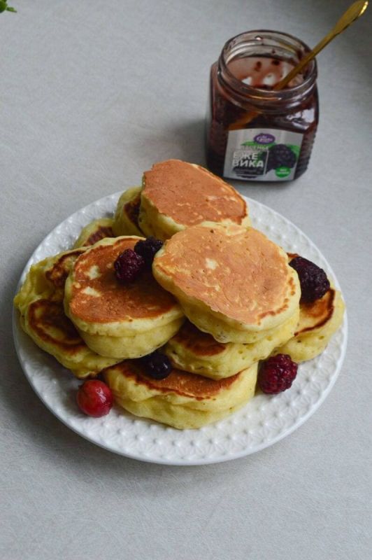 Пышные оладьи без масла