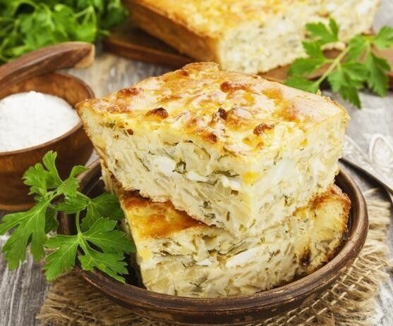 Нежный заливной пирог с капустой: быстрый и простой рецепт
