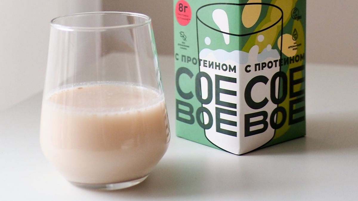 Соевое молоко: что стоит знать о популярном растительном продукте