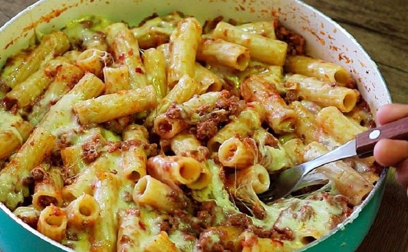 Вдохновляйтесь испанской кухней: макароны по-флотски с новым вкусом