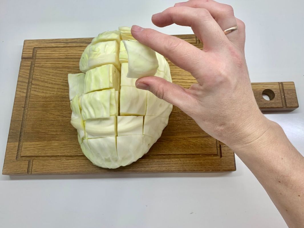 Капуста на столе: яркий рецепт, который завоевал сердца гурманов