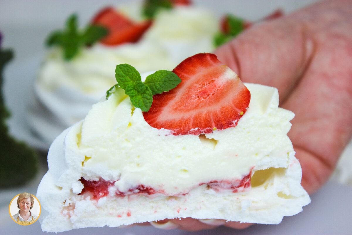 Нежное пирожное Павлова: как создать десерт, который покорит любого