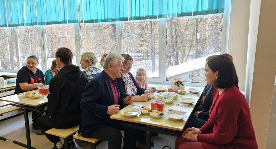 Без излишеств: как в химкинской школе готовят обеды по ГОСТу