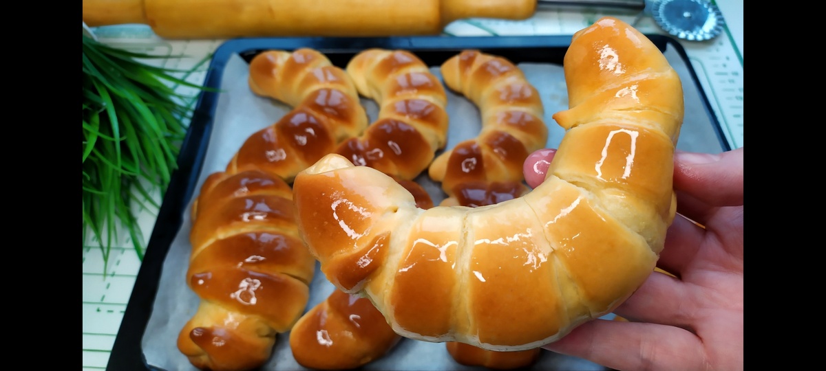 Как приготовить хрущёвское тесто: рогалики с повидлом