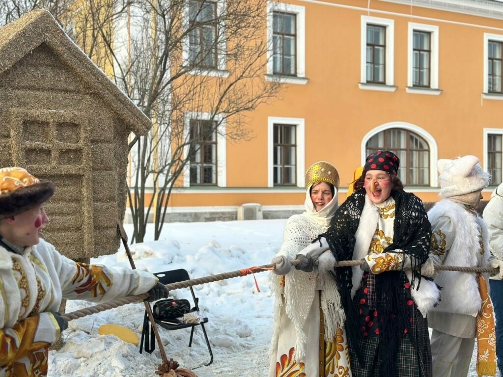 Праздник Масленицы в Петропавловской крепости: волшебство зимних гуляний