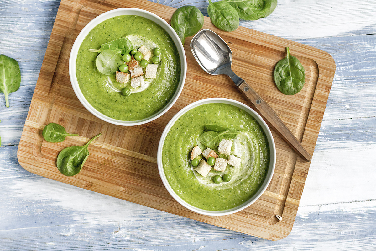 Как приготовить нежный суп-пюре из зелёного горошка с кокосовым молоком