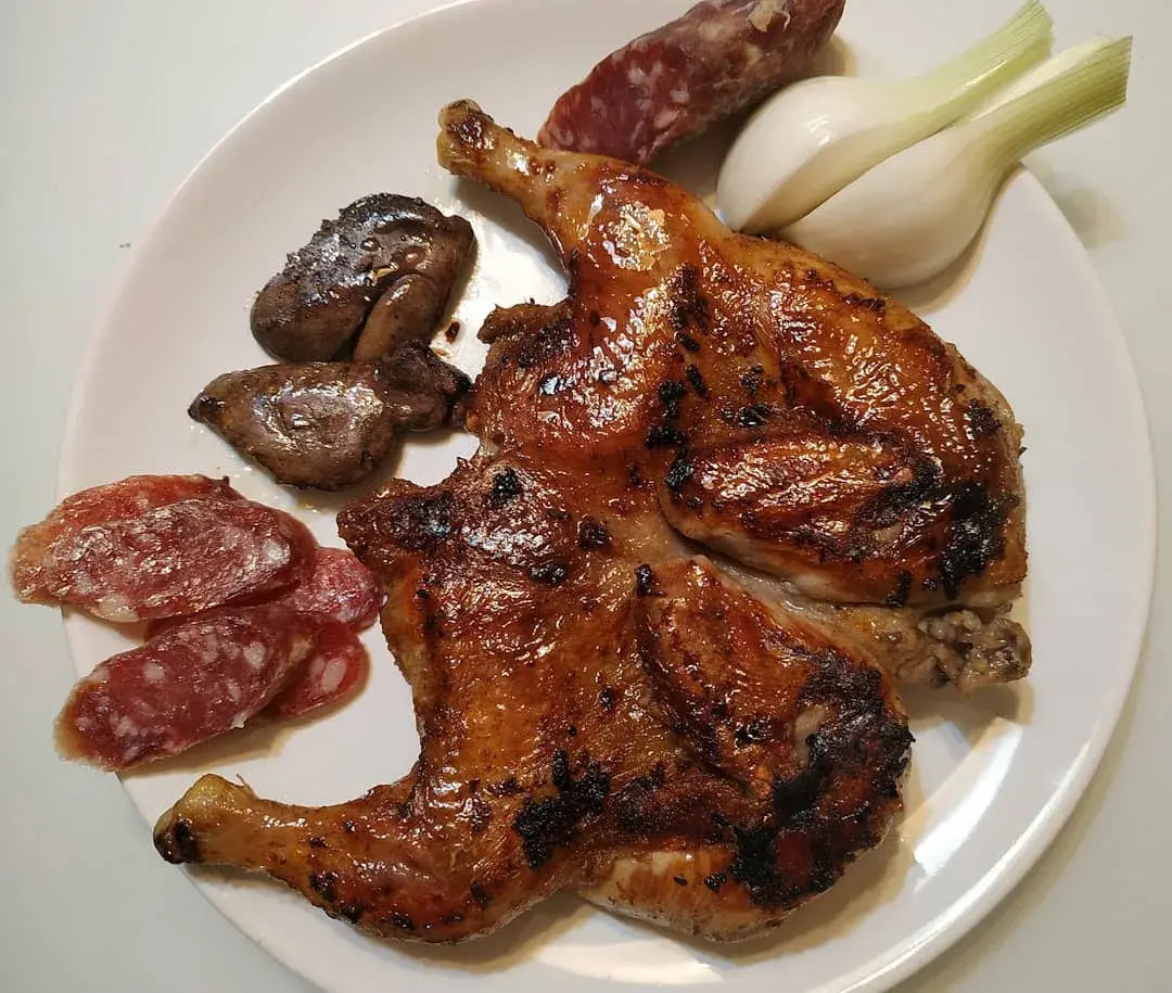 Неповторимый цыпленок табака: секреты идеального блюда