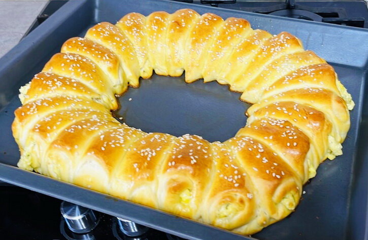 Невероятный отрывной пирог: вкусный ужин за считанные минуты