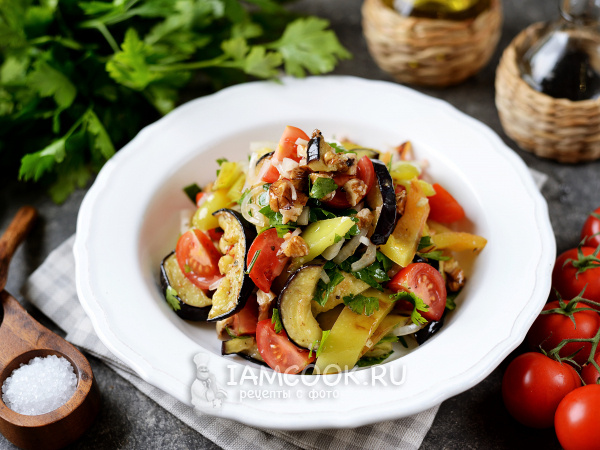 Баклажанные удовольствия: идеальные рецепты для весенних салатов