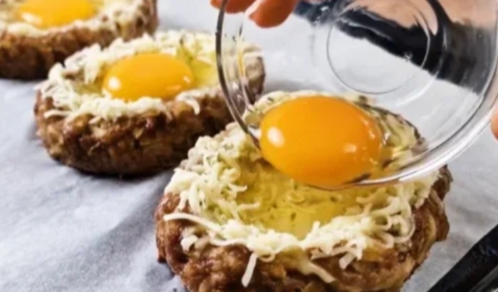 Почему яйцо – секретный ингредиент идеальных мясных котлет