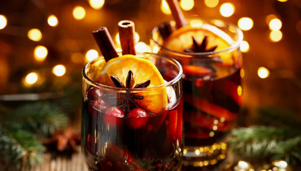 Глинтвейн: горячее вино, согревающее сердца