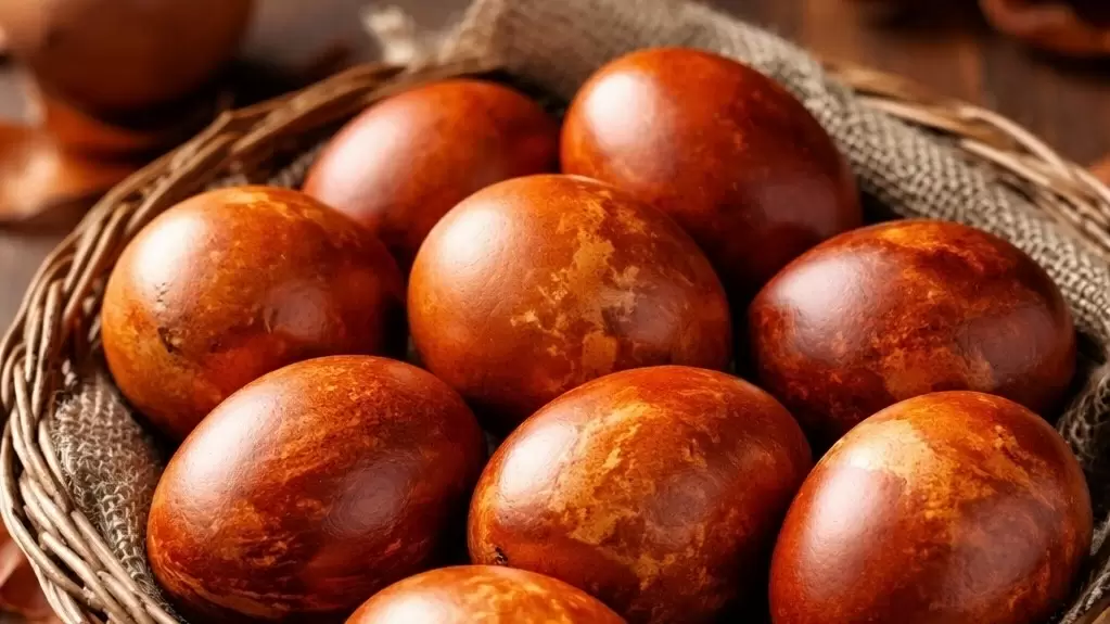 Пасхальные яйца без химии: натуральные способы для яркого праздника