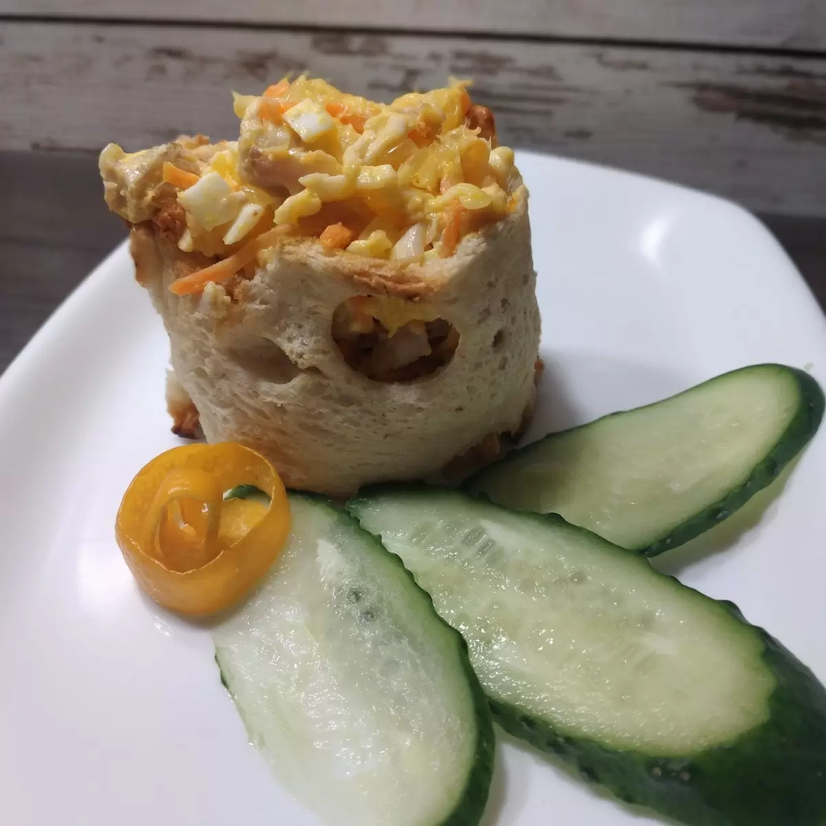 Новый кулинарный хит: салат с курицей, апельсином и корейской морковью