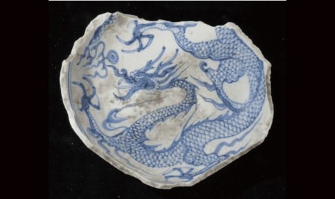 Чудо Глубин: Археологи находят легендарную коллекцию китайской керамики в Сингапуре