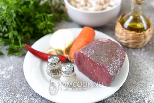 Как разнообразить обед: мясное рагу с фасолью без гарниров