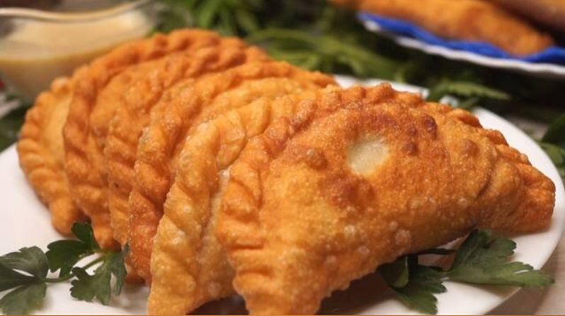 Сочные посикунчики: традиционные пирожки с мясом, которые удивят ваш вкус